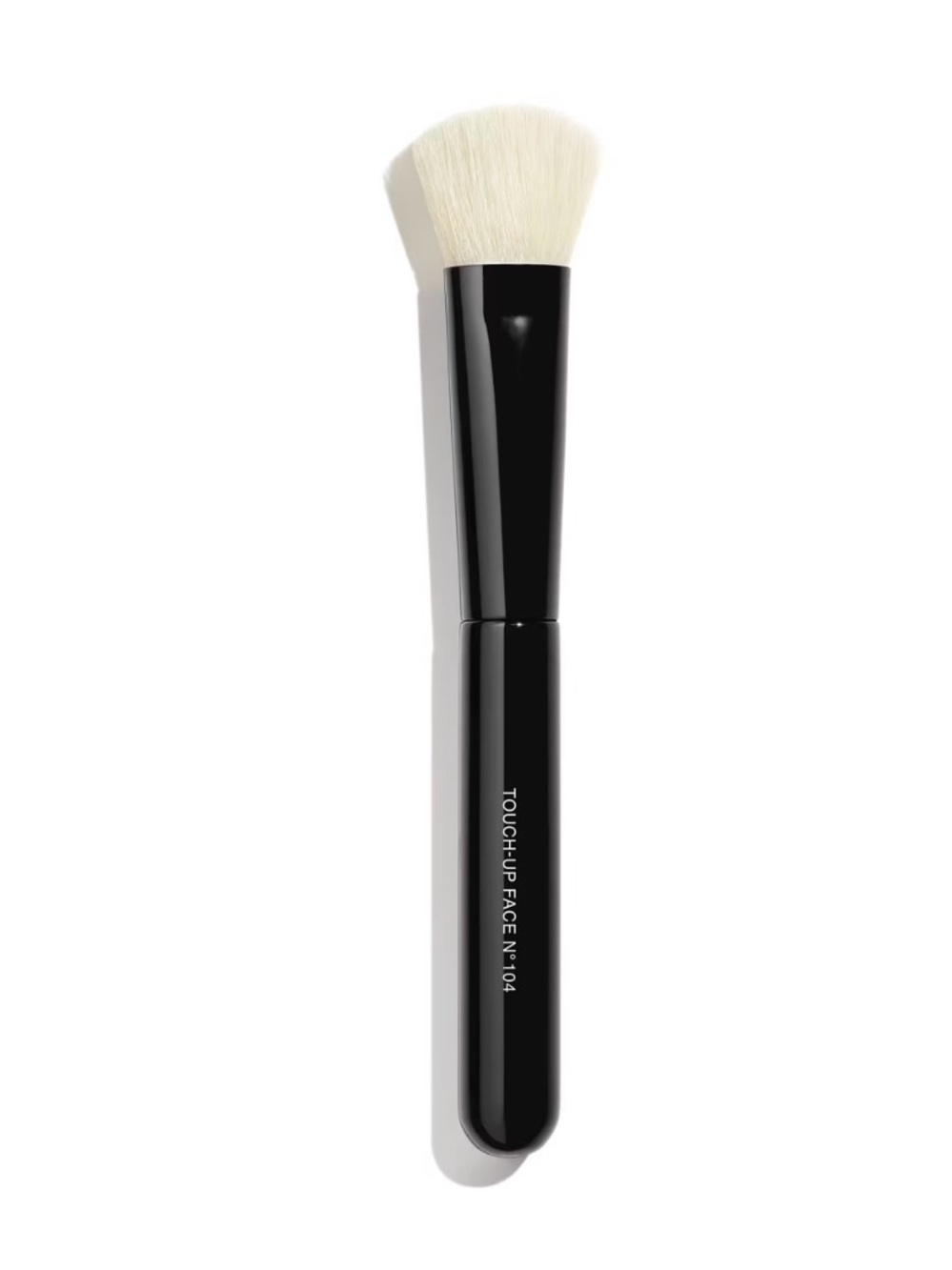 Les Pinceaux De Chanel Touch-up Face Brush N°104